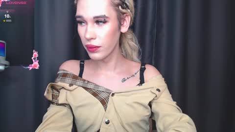 Cassie online show from 01/08/25, 02:14