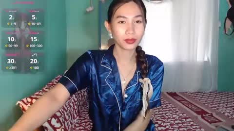 Snapshot of cassydeluxe chatting on 01/08/25, 03:19 Cassy online show from 01/08/25, 03:19