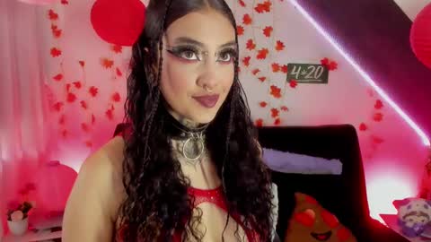 Snapshot of cata_greenn chatting on 02/10/25, 08:31 Cata green model independient online show from 02/10/25, 08:31