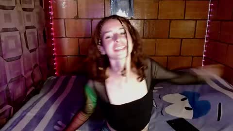 Cata Snow online show from 10/21/25, 10:32