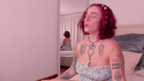 Snapshot of catalehia_moonlight chatting on 02/24/25, 11:09 Cataleha online show from 02/24/25, 11:09
