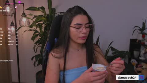 Snapshot of catalella_01 chatting on 01/18/25, 09:24 MACARENA online show from 01/18/25, 09:24
