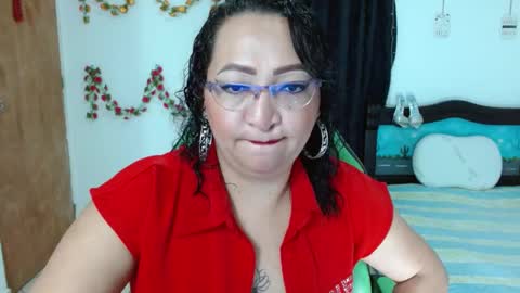 Snapshot of cataleya_ardiente1 chatting on 01/07/25, 02:41 isabel online show from 01/07/25, 02:41