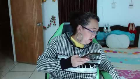 Snapshot of cataleya_ardiente1 chatting on 01/31/25, 09:27 isabel online show from 01/31/25, 09:27