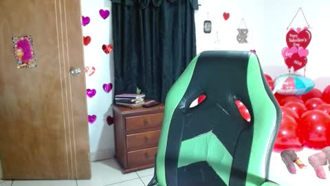 Snapshot of cataleya_ardiente1 chatting on 09/20/25, 09:21 isabel online show from 09/20/25, 09:21