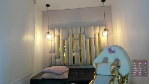 Cataleya online show from 09/18/25, 11:01