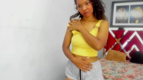 Snapshot of cataleyah_0726 chatting on 01/23/25, 02:39 cata online show from 01/23/25, 02:39