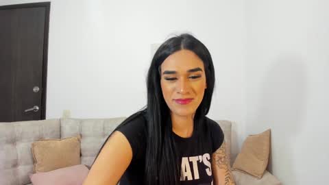 Snapshot of cataliana_mega1 chatting on 12/13/24, 04:33 celiscatalina instagram online show from 12/13/24, 04:33