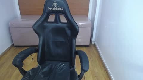 catalina25_t online show from 09/23/25, 08:01