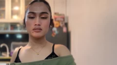 catalina2605 online show from 09/10/25, 03:34