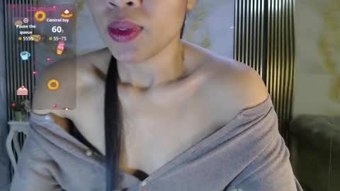 Catalina  online show from 10/22/25, 01:22