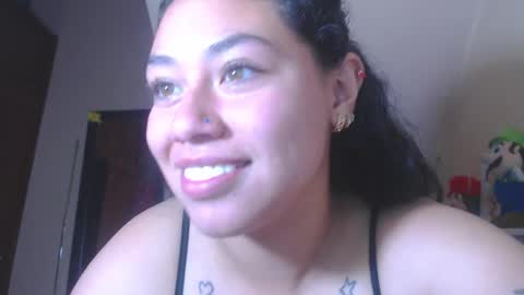 Snapshot of catalina_saenz19 chatting on 09/19/25, 12:34 Catalina Saenz online show from 09/19/25, 12:34