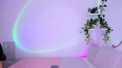 Snapshot of catbaby888_ chatting on 09/12/25, 10:26 online show from 09/12/25, 10:26