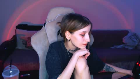 Snapshot of cath_dysphoria_ chatting on 02/18/25, 09:31 CATH online show from 02/18/25, 09:31