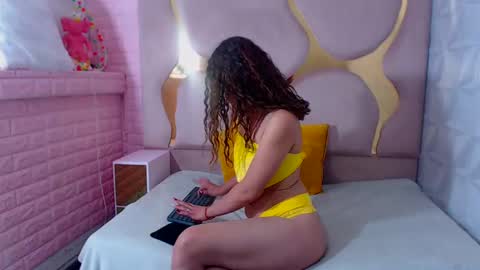 cathaleyahh online show from 01/01/25, 04:18