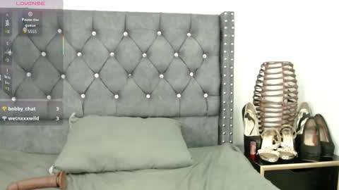 cathalina online show from 10/15/25, 05:24