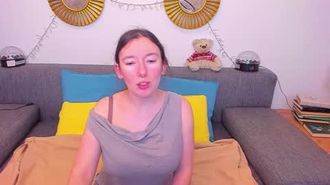 Catrin online show from 11/23/25, 03:06