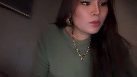 Snapshot of cathy_sanches chatting on 09/11/25, 03:17 cathy online show from 09/11/25, 03:17