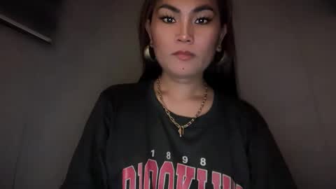 Snapshot of cathy_sanches chatting on 09/19/25, 06:37 cathy online show from 09/19/25, 06:37