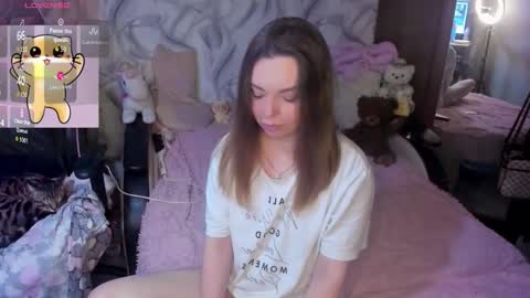 .  .  online show from 10/23/25, 01:21