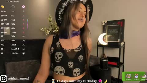 Cattaleya Ravenwood online show from 09/12/25, 09:04