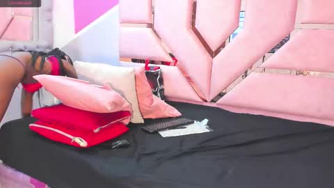 Snapshot of cattaleyyaxxx chatting on 10/02/25, 11:17 cattaleyyaxxx online show from 10/02/25, 11:17