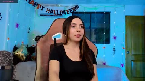  Cattleya you can tell me Leya too.     online show from 10/21/25, 04:13