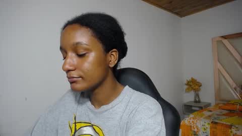 Snapshot of cattleya_hotgirl chatting on 12/29/24, 10:47 Cattleya online show from 12/29/24, 10:47