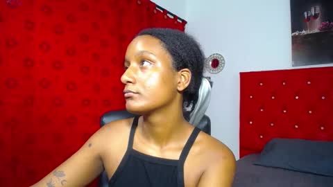 Snapshot of cattleya_hotgirl chatting on 02/19/25, 06:21 Cattleya online show from 02/19/25, 06:21