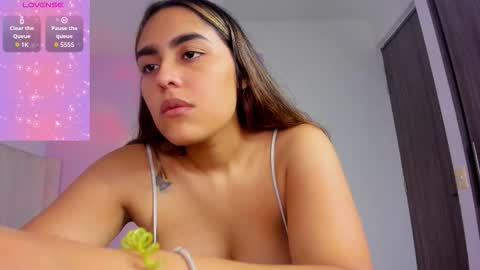 Cay online show from 11/04/25, 01:21