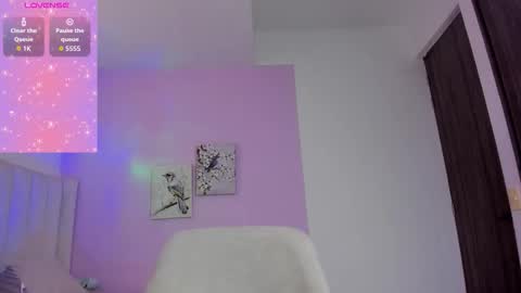 Cay online show from 11/06/25, 01:12