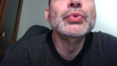 Snapshot of cazzoita74 chatting on 01/28/25, 08:26 Mr. CumOnYourFace74 online show from 01/28/25, 08:26