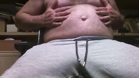 Snapshot of cdwank chatting on 11/13/25, 02:21 cdwank online show from 11/13/25, 02:21