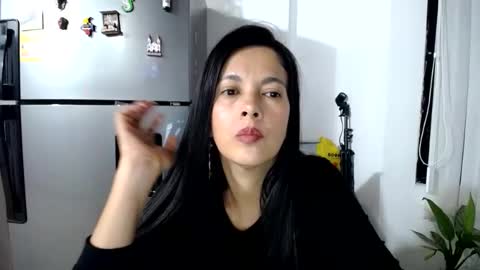 Snapshot of cecihotty4u chatting on 03/10/25, 12:29 ceci online show from 03/10/25, 12:29