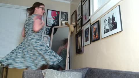 Snapshot of cecilysaintclaire chatting on 02/08/25, 02:27 Cecily Saint Claire online show from 02/08/25, 02:27
