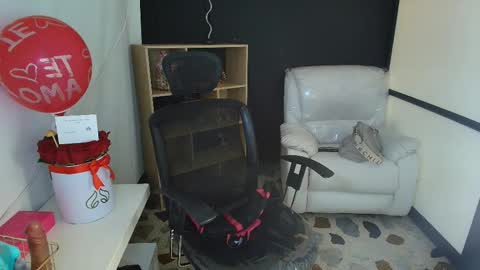 meli online show from 02/15/25, 02:26