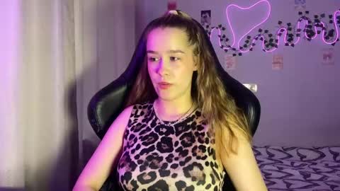 celestara_moon online show from 11/18/25, 10:20