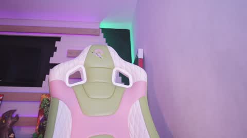 Celeste  online show from 12/06/24, 08:29