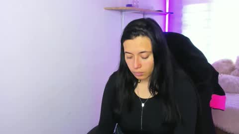 celeste_bonnet1 online show from 11/13/25, 07:24