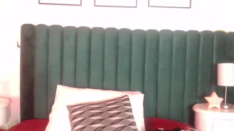 Snapshot of celeste_bs chatting on 11/14/25, 04:22 Celeste online show from 11/14/25, 04:22