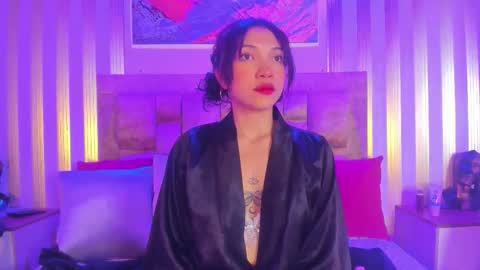 Snapshot of celeste_collinss_ chatting on 10/20/25, 11:54 celeste online show from 10/20/25, 11:54