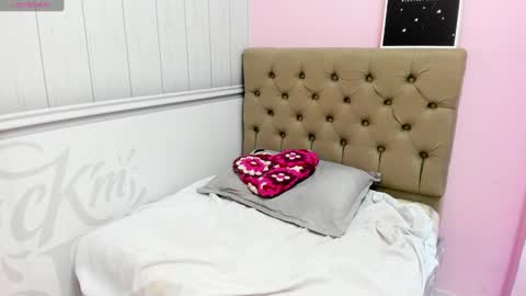 Celeste online show from 02/08/25, 09:04