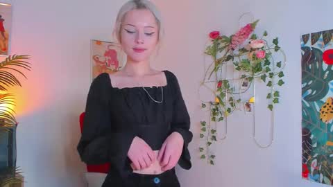 Celeste  online show from 10/03/25, 10:18