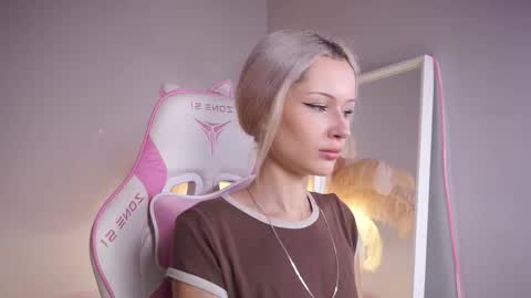 Celeste  online show from 10/06/25, 08:28