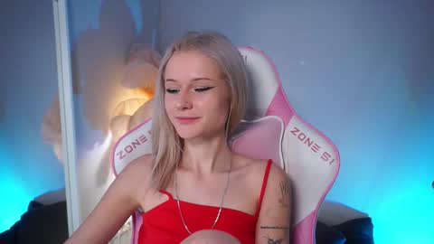 Celeste  online show from 11/11/25, 09:15