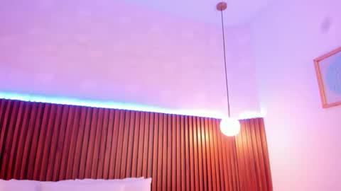 Sofia Castrillon online show from 10/12/25, 12:26