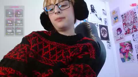 Snapshot of celesteayase chatting on 11/20/25, 01:06 celesteayase online show from 11/20/25, 01:06