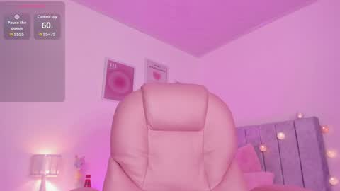 Snapshot of celestecute_ chatting on 12/28/24, 10:34 Celeste   INSTAGRAM Celestecute 01 online show from 12/28/24, 10:34