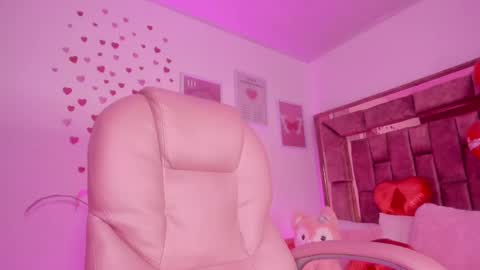 Snapshot of celestecute_ chatting on 02/15/25, 03:09 Celeste   INSTAGRAM Celestecute 01 online show from 02/15/25, 03:09