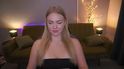 celestenoirr online show from 10/02/25, 06:42